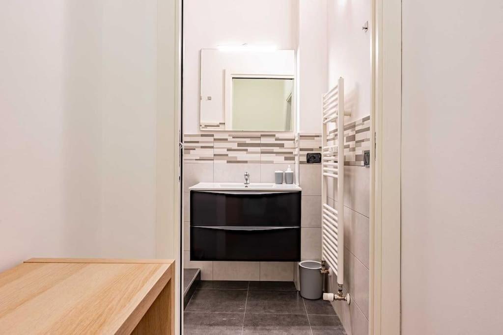 Guest Planet - Modern Flat Centrale M2 Milano Esterno foto